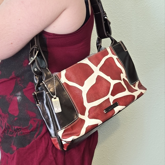 Nine & Co. Red and Brown Giraffe Print Shoulder Bag - Picture 2 of 16